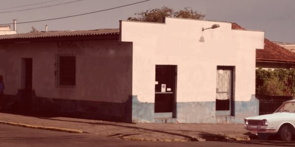 1975 - Faixada Allenge Cachoeirinha - envelhecida
